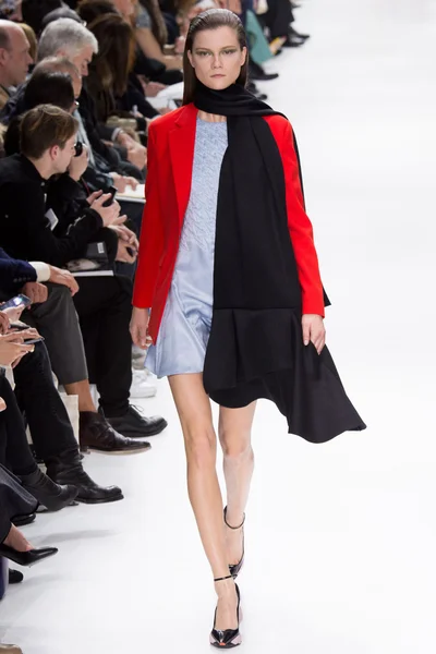 Look 43